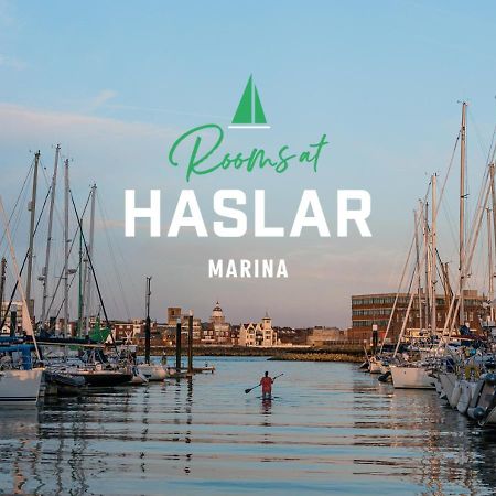 Rooms At Haslar Marina Gosport Exteriér fotografie